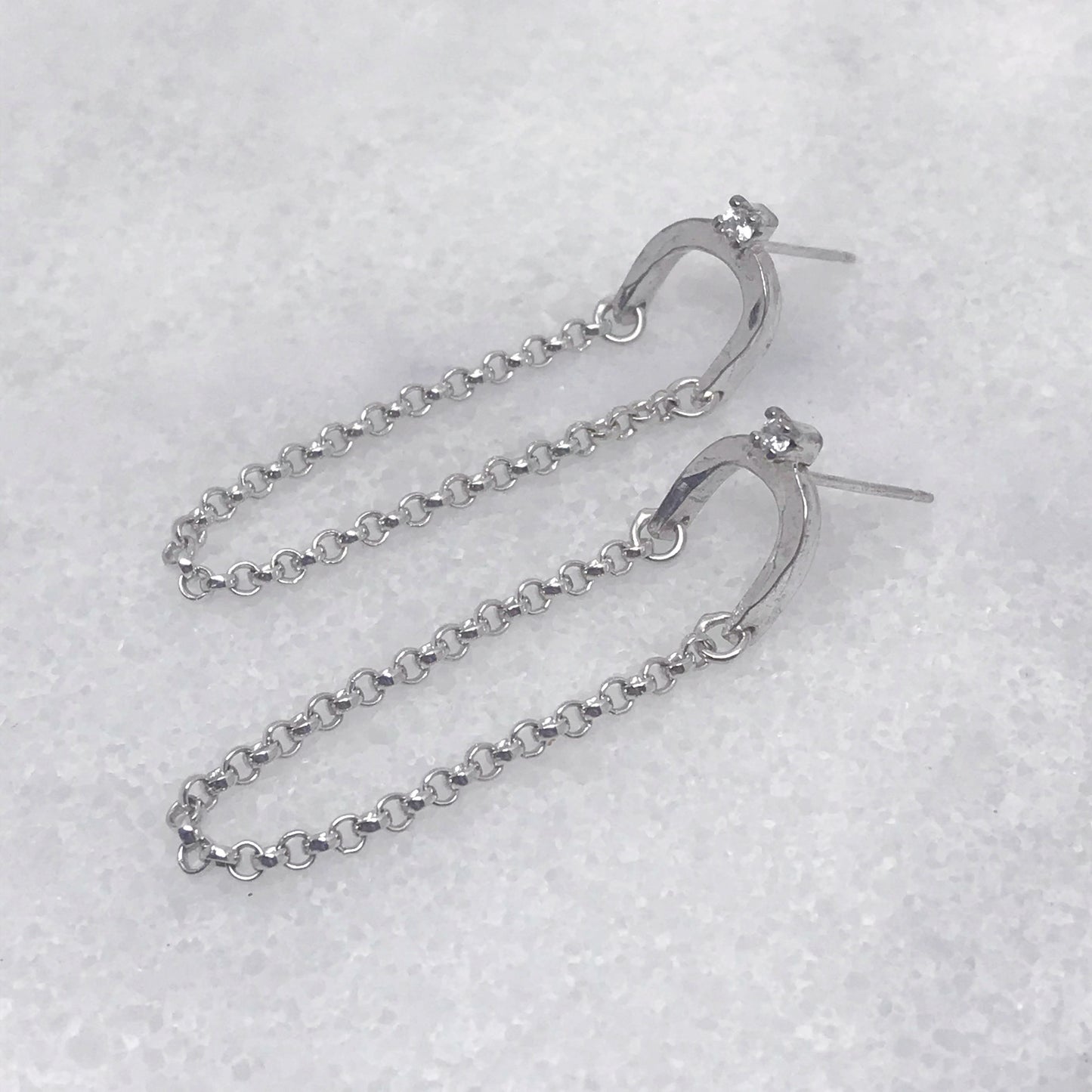 Silver Stirrup Chain Studs